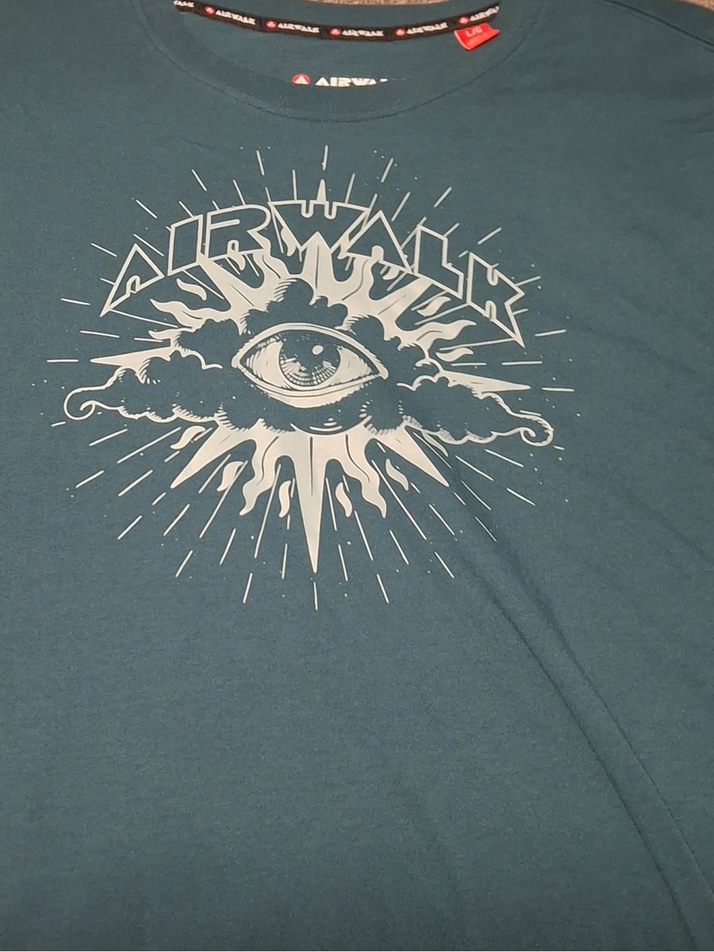 Airwalk Men's Short Sleeve Graphic Tee with Eye Logo